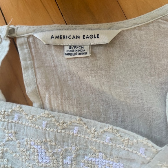 SOLD: NWOT AE Top - Picture 5 of 10